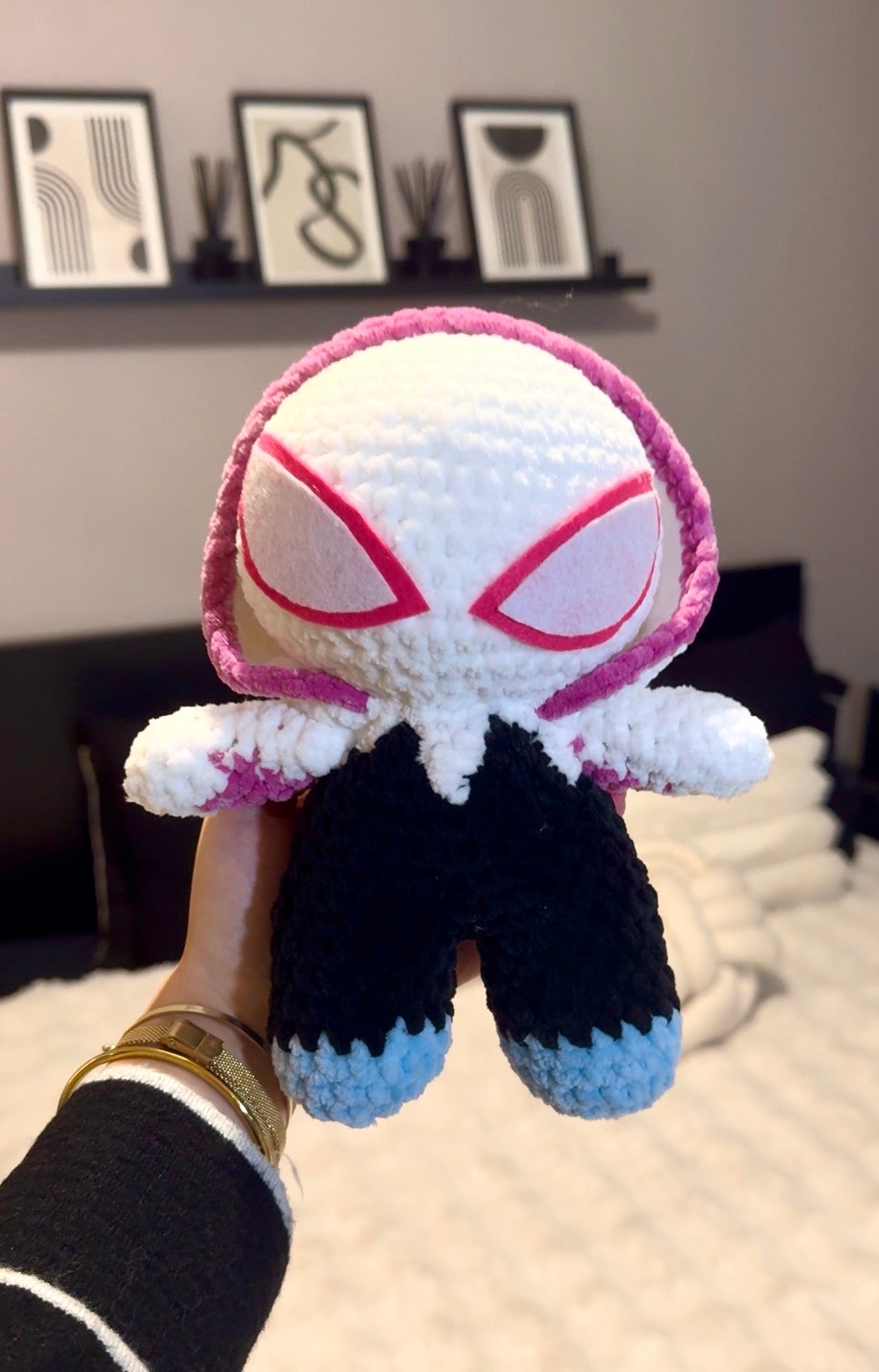 Peluche inspirée Spider-Gwen